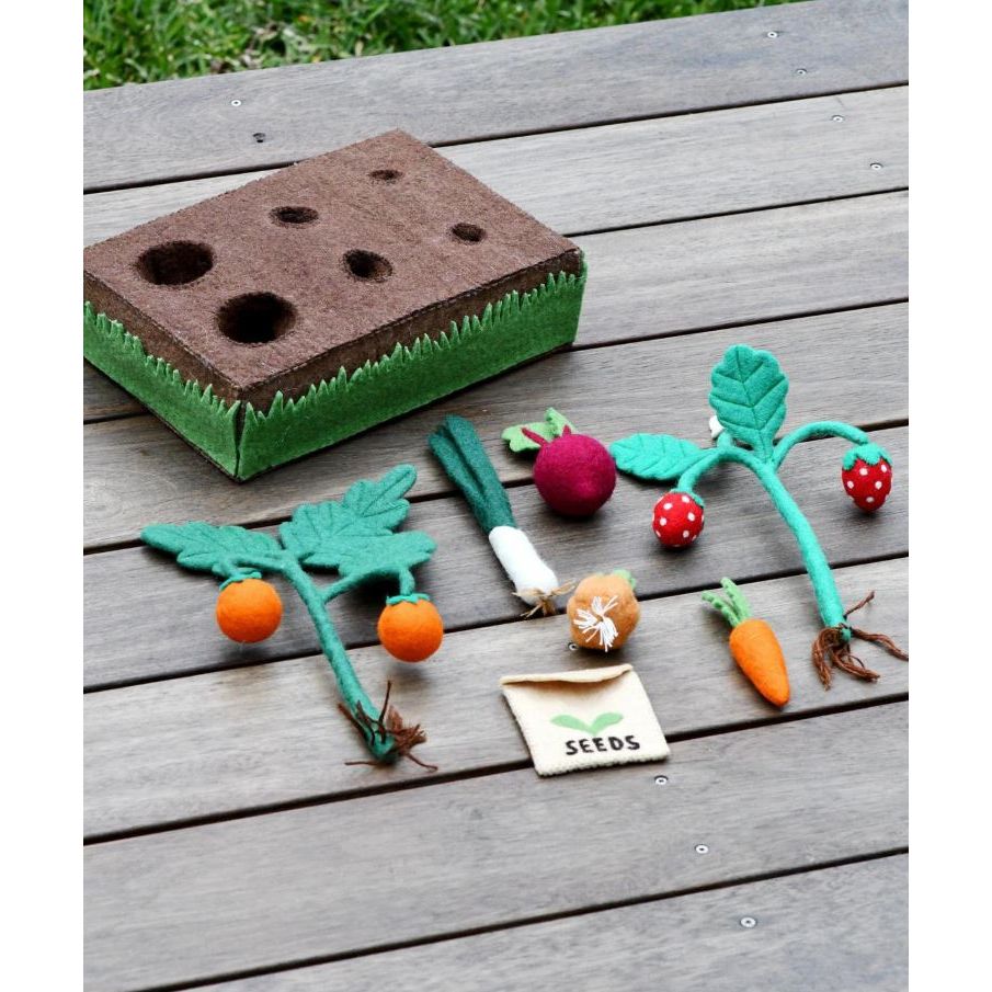 Tara Treasures Grow Your Own Garden - Felt Planter Box with Sprouts and Vegetables