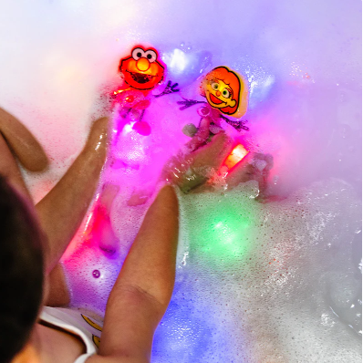Glo Pals Sesame Street Characters - Elmo