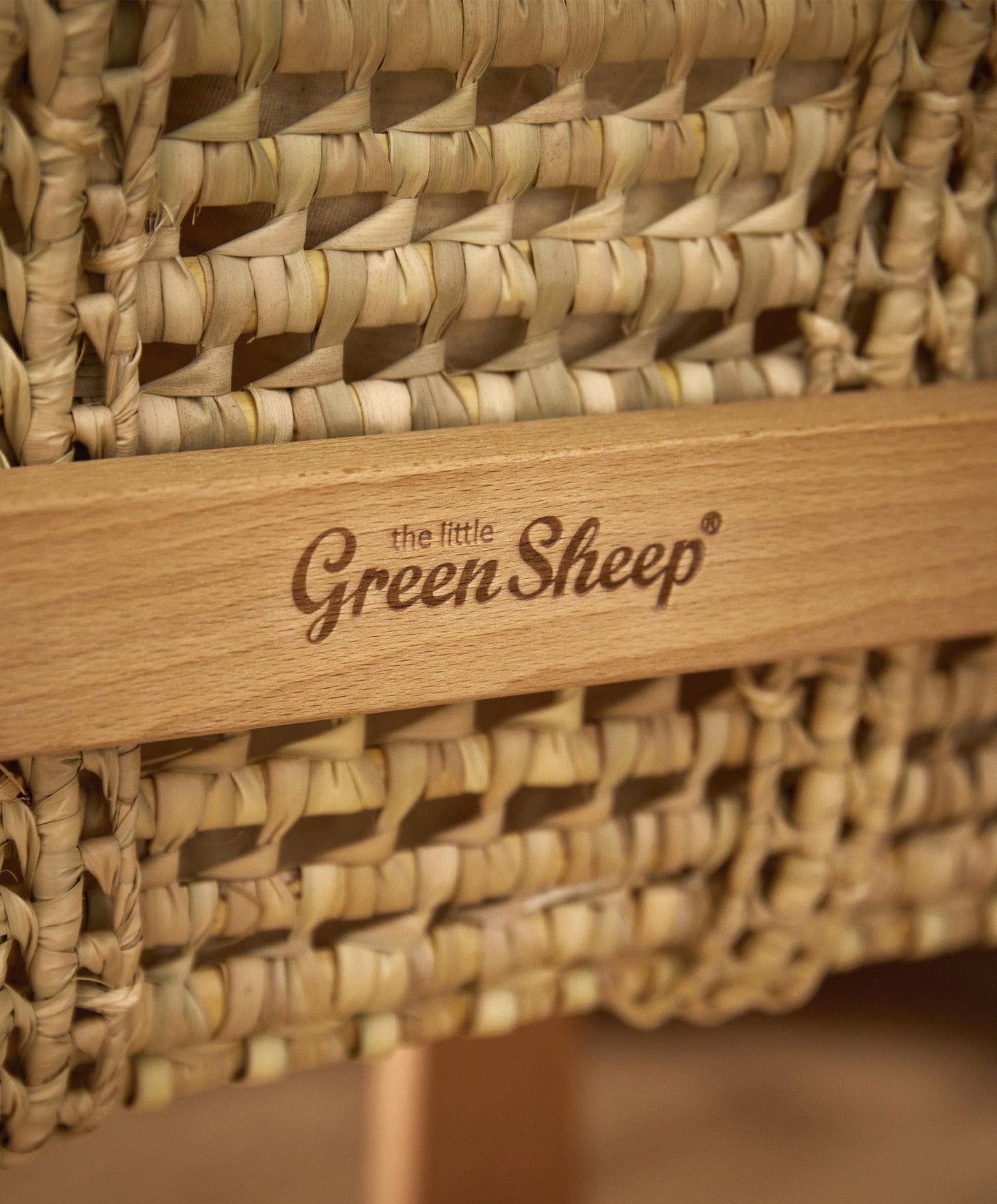 Little Green Sheep Knitted Moses Basket - Linen