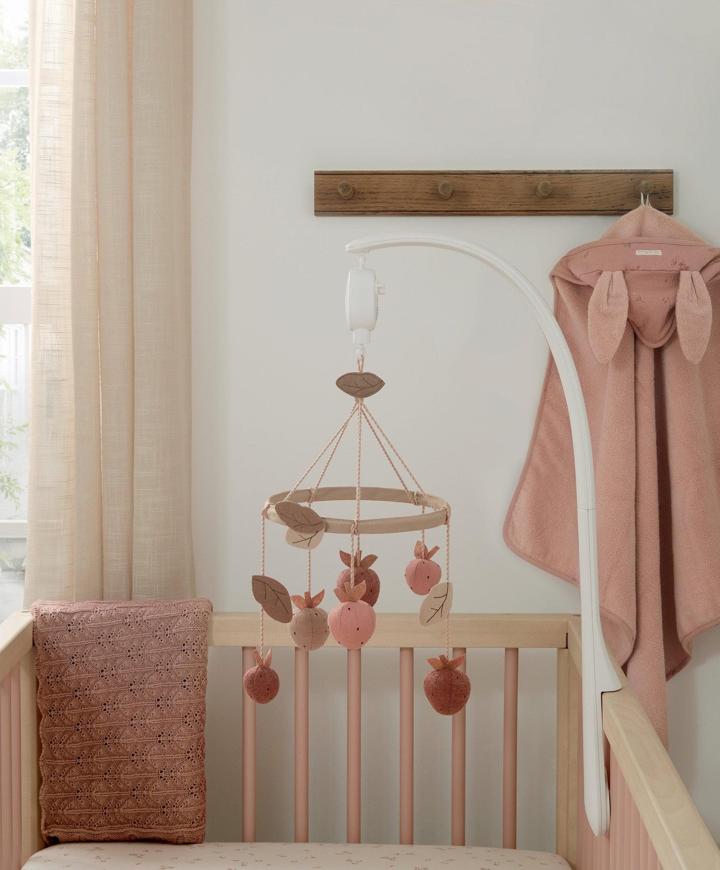 Cot Mobile - Welcome to the World Wildflower