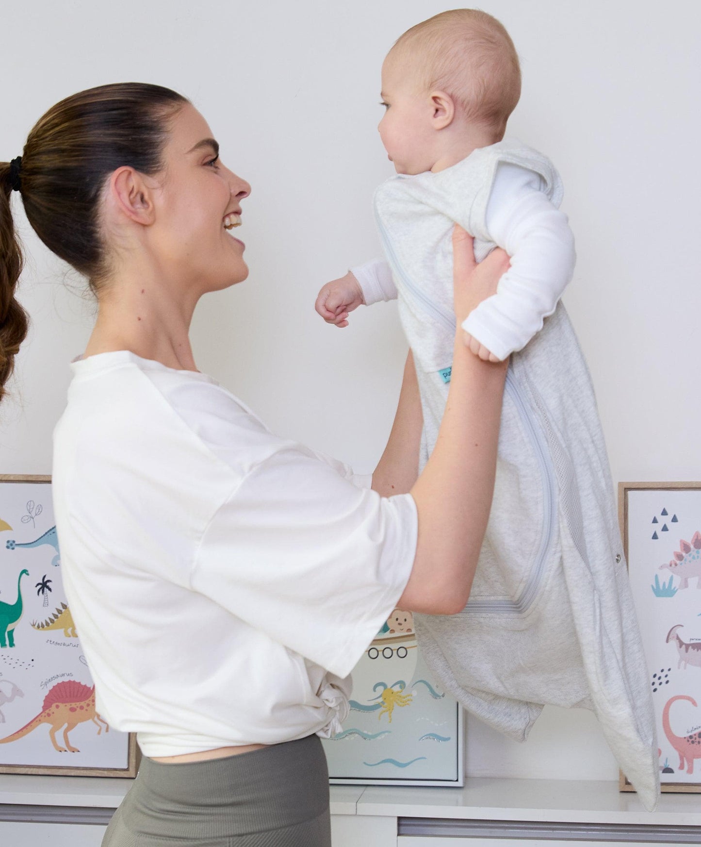 Purflo Cuddle to Sleep Bag 3-12 Months (0.5 Tog) - Minimal Grey