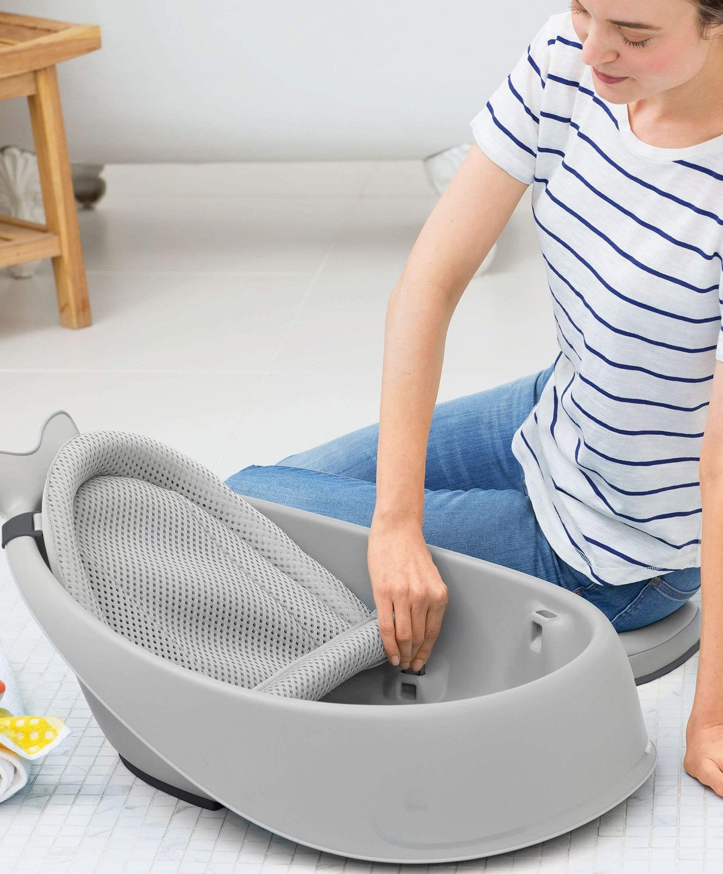 Moby 3 Stage Baby Bath - Grey