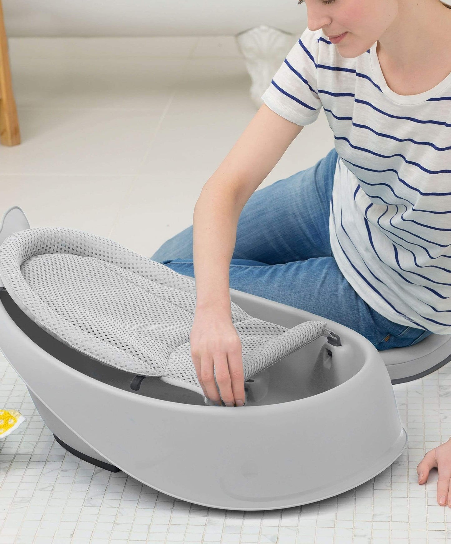 Moby 3 Stage Baby Bath - Grey