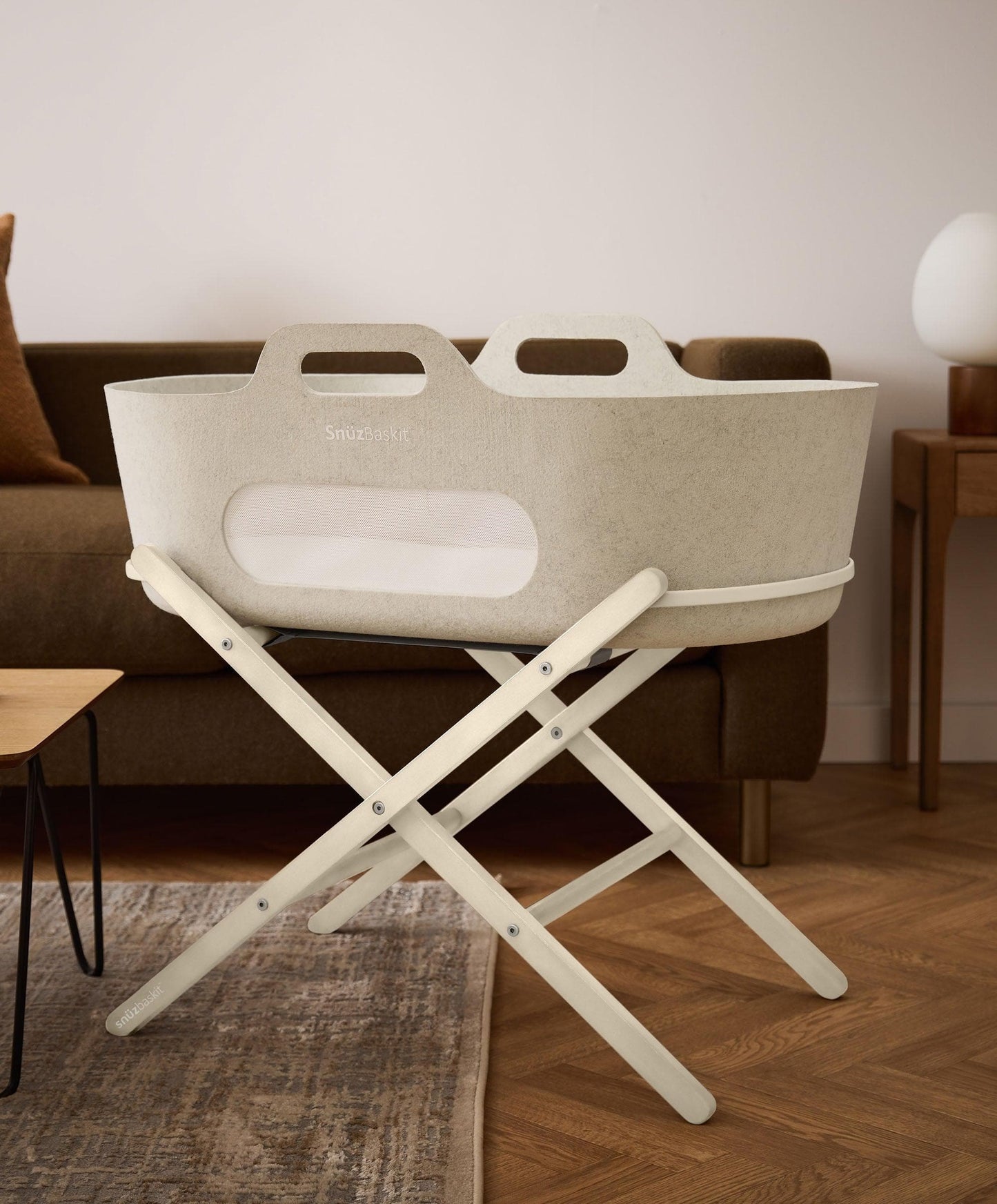 SnuzBaskit Barley Moses Basket & Cashmere Stand - Barley/Cashmere