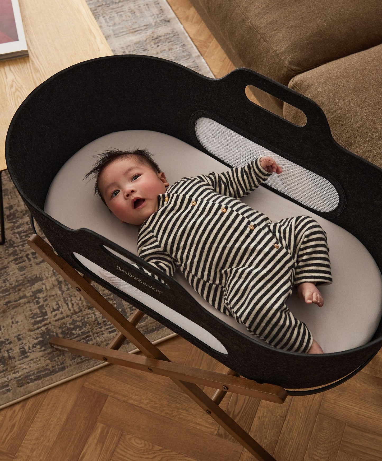 SnuzBaskit Moses Basket & Stand - Graphite/Walnut