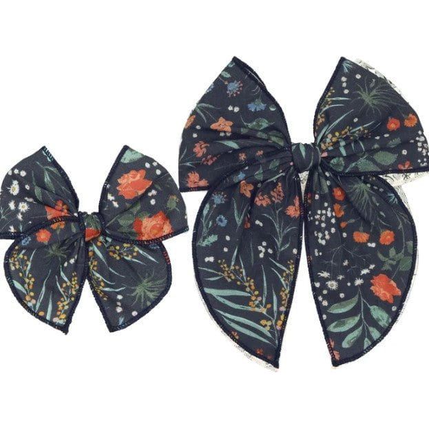 Lou Lou & Company Heirloom Bow Clip