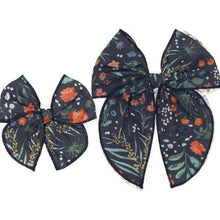 Lou Lou & Company Heirloom Bow Clip