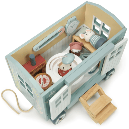 Tender Leaf Secret Meadow Shepherd's Hut