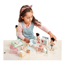 Tender Leaf Countryside Furniture Set