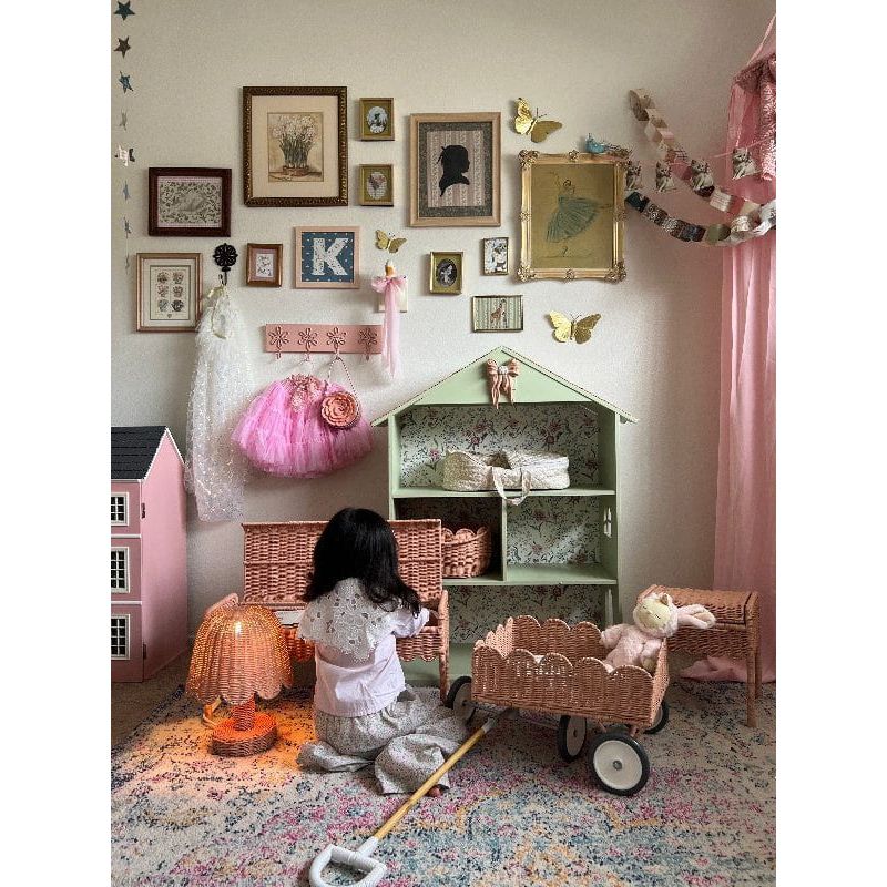 Olli Ella Rattan Petal Lamp- Seashell Pink