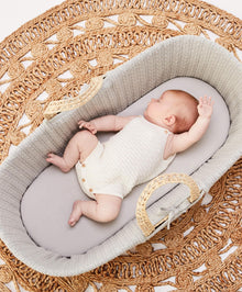 The Little Green Sheep Organic Jersey Moses Basket Fitted Sheet in Dove