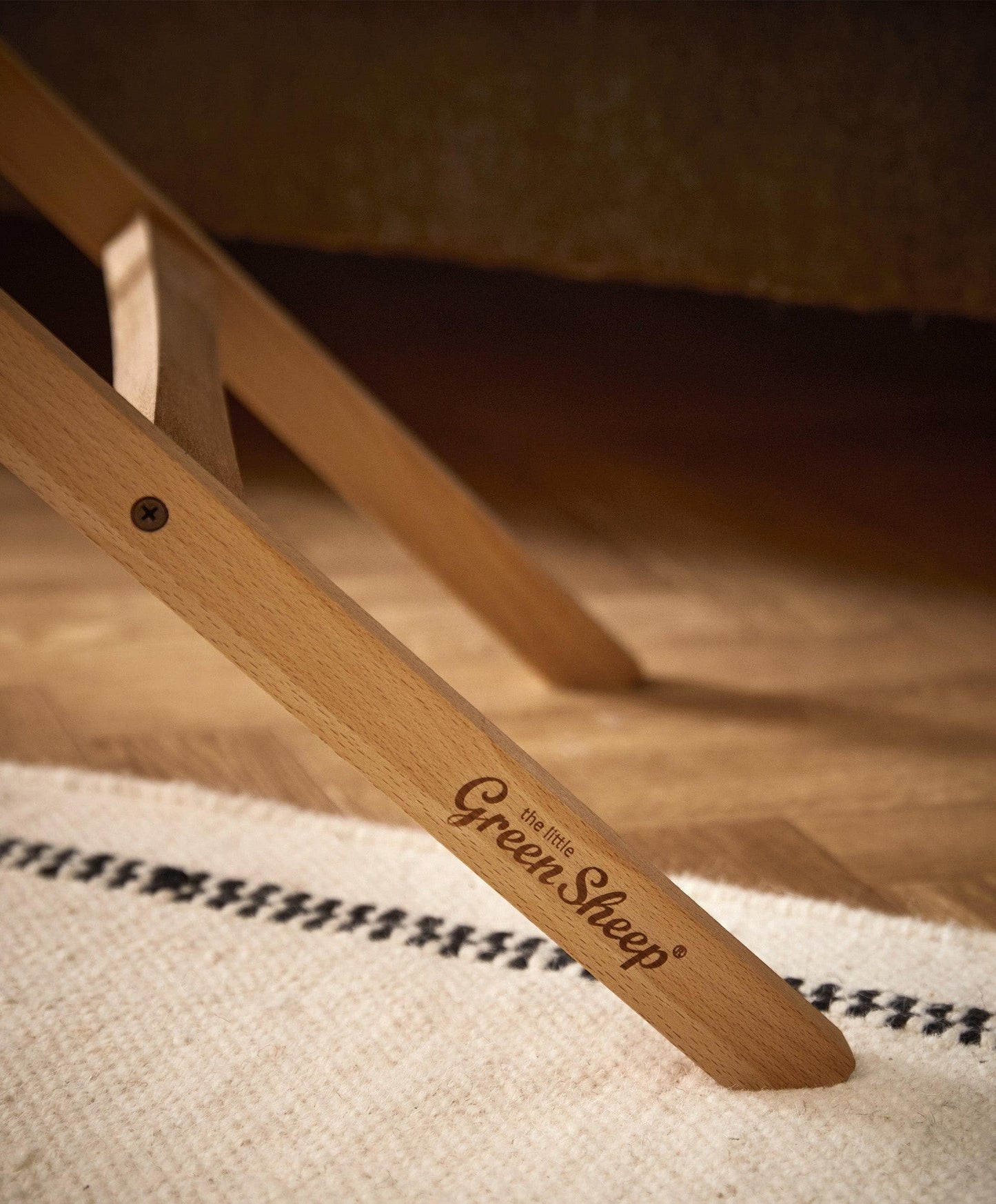 Little Green Sheep Organic Knitted Moses Basket & Mattress - Truffle