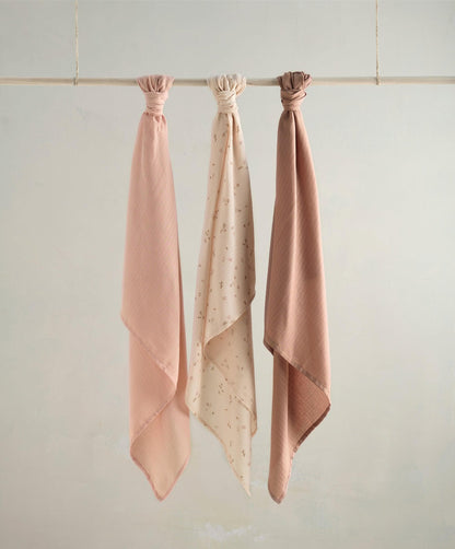 Large Muslin Cloths (3 Pack) - Welcome to the World Wildflower