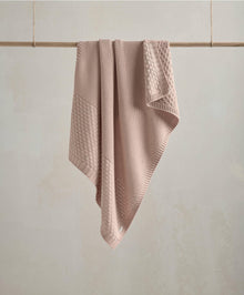 Knitted Blanket - Welcome to the World Seedling - Pink