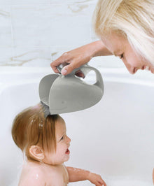 Moby Waterfall Baby Bath Rinser