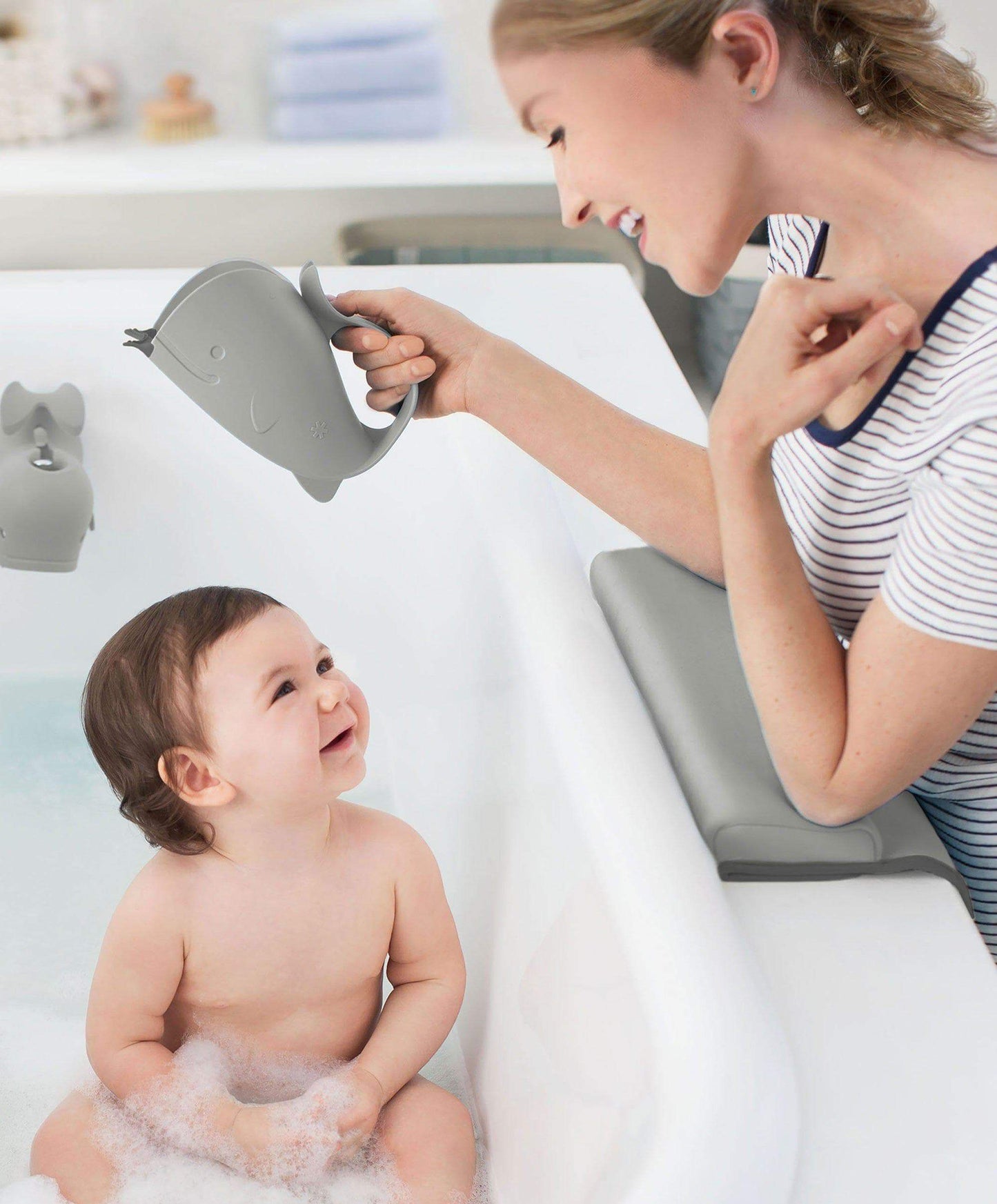 Moby Waterfall Baby Bath Rinser