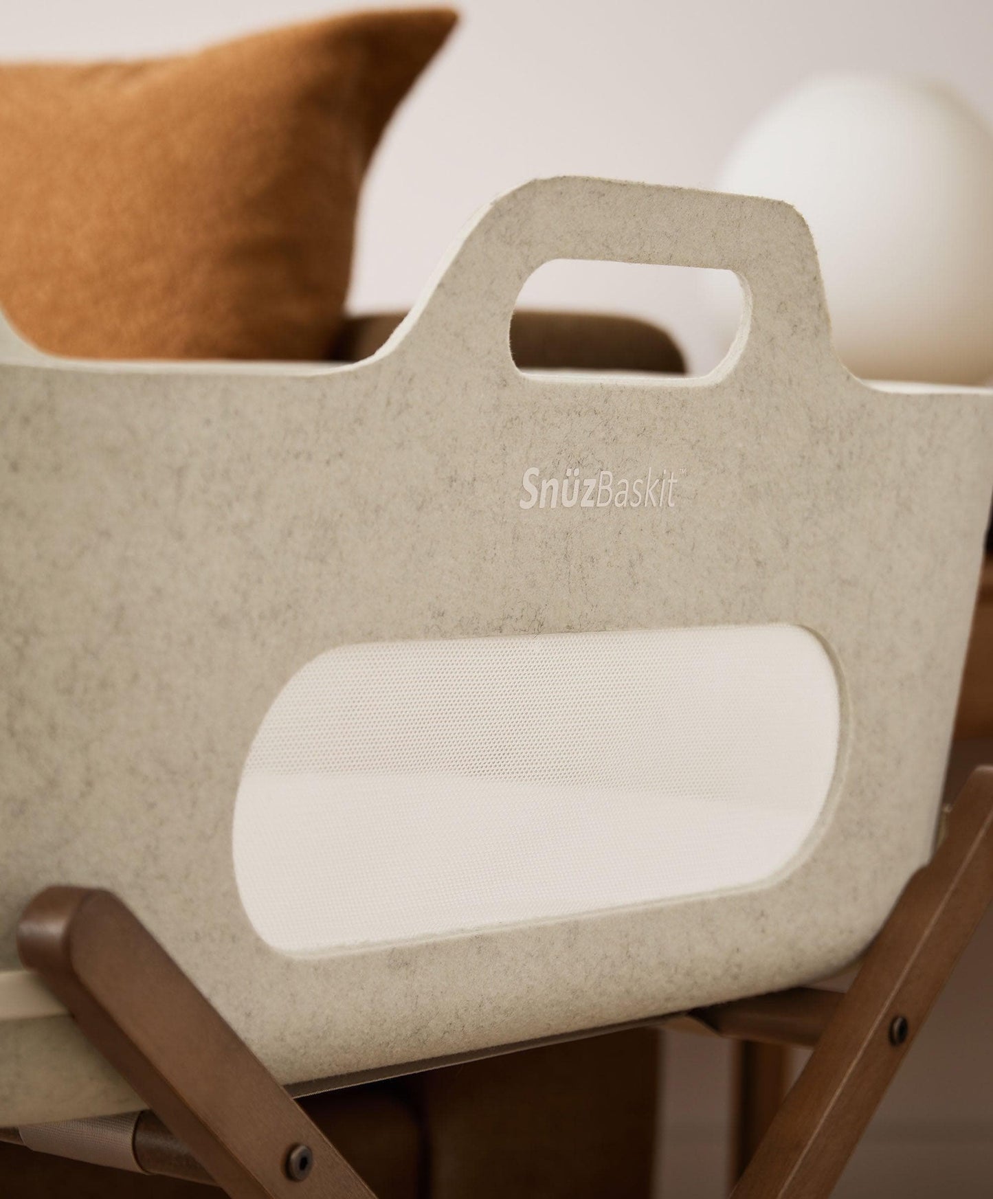 SnuzBaskit Moses Basket & Stand - Barley/Walnut