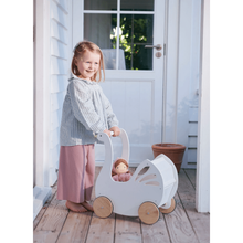 Tender Leaf Sweet Swan Pram